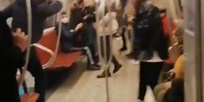 Kadıköy-Tavşantepe metrosunda eli bıçaklı kişi kadına saldırdı