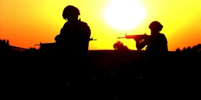 Suriye'den Türkiye'ye geçmeye çalışan terör örgütü mensubu 5 kişi yakalandı