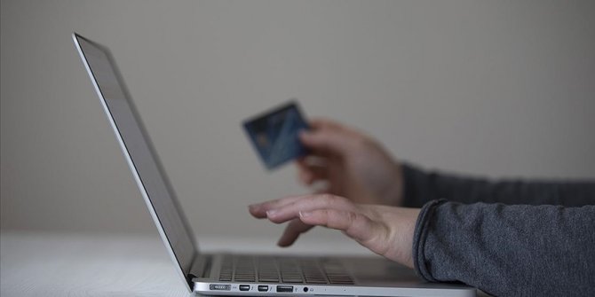 EGM, güvenli internet alışverişi için sanal kart kullanılmasını önerdi