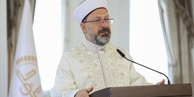 Diyanet İşleri Başkanı Erbaş: Şiddet insanlık suçudur, acizliktir