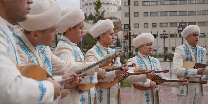 Kazakistan orkestra sanatçılarından Keçiören’e ziyaret