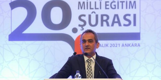 Bakan Özer: Eğitim sisteminin çok güçlü olması gerekiyor, başka seçeneğimiz yok