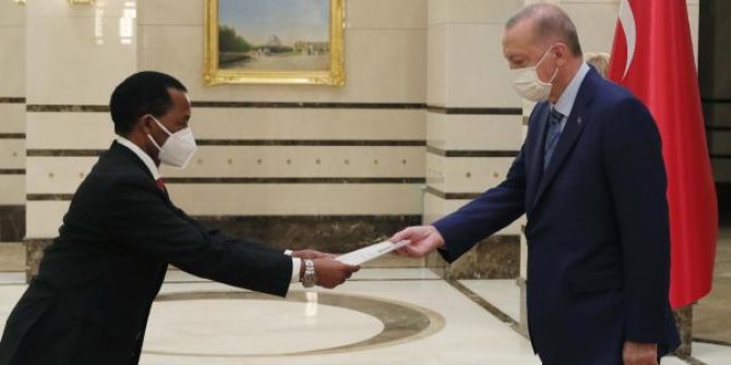 Cumhurbaşkanı Erdoğan, güven mektuplarını kabul etti
