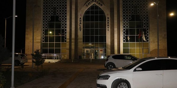 Yozgat'ta bir aylık bebeğini sobada yaktığı iddia edilen anne adliyeye sevk edildi