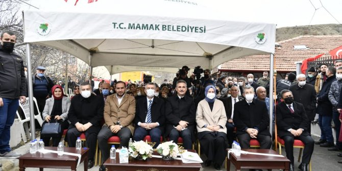 Mamak Belediye Başkanı Köse, Eski Bayındır Mahalle Konağı açılışında konuştu