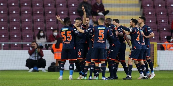 Medipol Başakşehir deplasmanda Atakaş Hatayspor'u 3-0 yendi