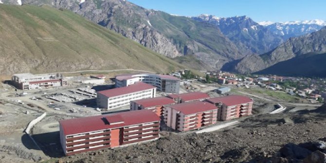 Hakkari Üniversitesi sözleşmeli personel alıyor