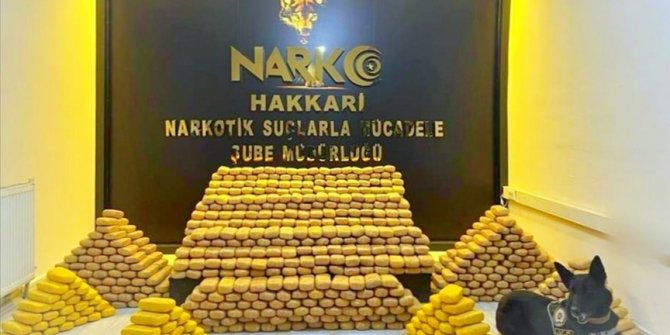 515 kilogram eroinin ele geçirildiğini bildirdi