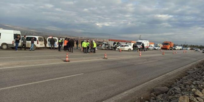 Kahramankazan'da feci kaza: Çok sayıda ölü ve yaralı var