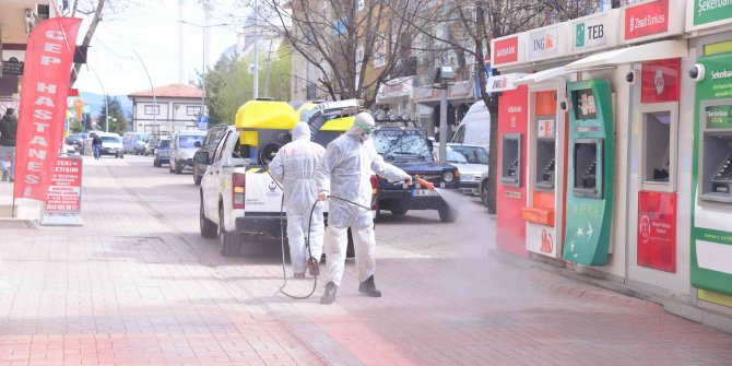 Kahramankazan tepeden tırnağa temizlenip, dezenfekte ediliyor