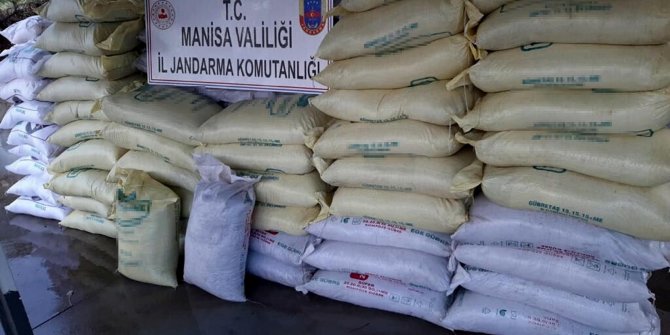 Manisa'da 59 ton sahte gübre ele geçirildi