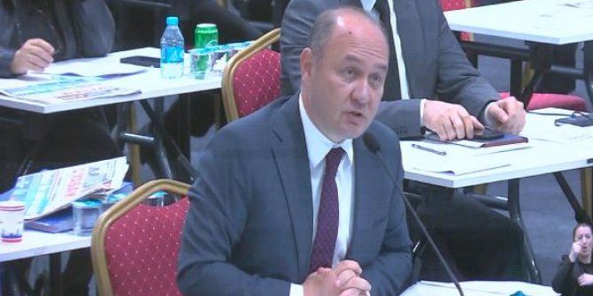 İBB Meclisi'nde "Terör örgütü üyesi çalışan" tartışması