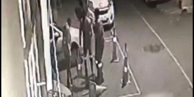 Esenler'de işçi kıyafeti giyip yeraltı internet kablolarını böyle çaldılar