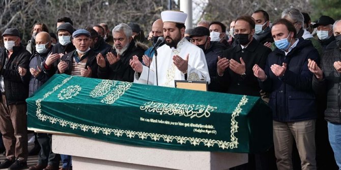 Oyuncu Sezai Aydın, son yolculuğuna uğurlandı