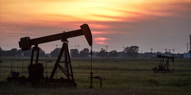 ABD'nin ham petrol stokları azaldı