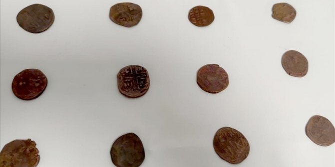 Beypazarı'nda tarihi eser kaçakçılığı operasyonu: 229 sikke ele geçirildi