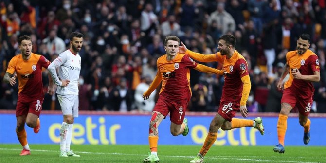 Galatasaray'da 7 haftalık galibiyet hasreti bitti