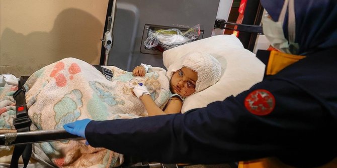 Gaziantep'te iki 'pitbull'un saldırdığı Asiye Ateş'in yoğun bakım ünitesinde yakın takibi sürüyor