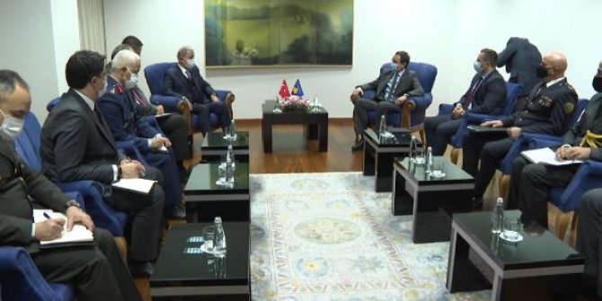 Bakan Akar, Kosova Cumhurbaşkanı ve Başbakanı ile görüştü