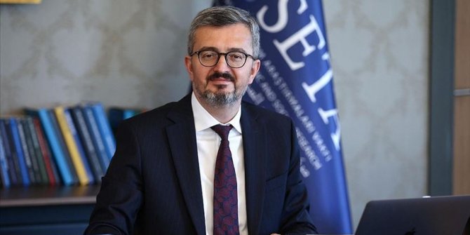 SETA Genel Koordinatörü Duran: Türkiye'nin 2022'de bir aşı diplomasisi harekatı yapacağını öngörmek zor olmaz