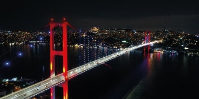 İstanbul'da köprüler ve Avrasya Tüneli'nin yeni geçiş ücretleri belli oldu