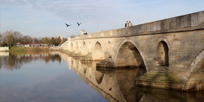 Edirne'de yağışlar nehir debilerini artırdı