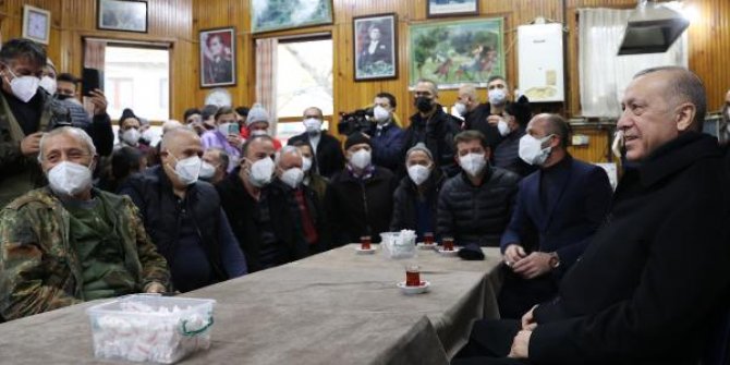 Erdoğan'dan Sarıyer’de kıraathane ziyareti