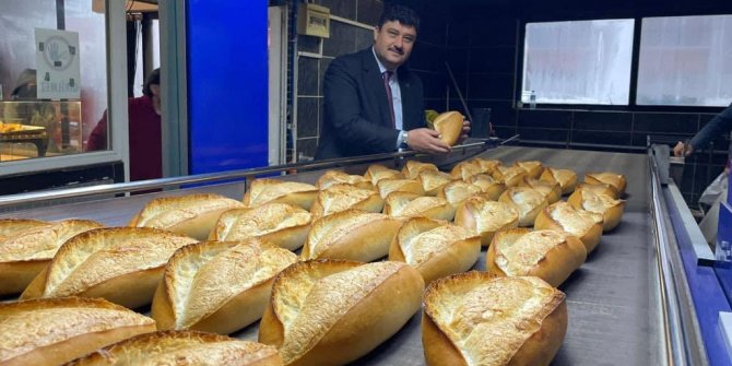 Kahramankazan Belediyesi’nden Halk Ekmek satış noktası kuruldu