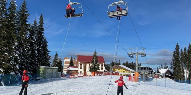 Ilgaz Dağı'nda jandarma kurtarma tatbikatı yaptı
