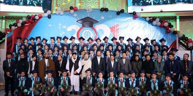 Afgan-Türk Maarif okullarında mezuniyet töreni yapıldı