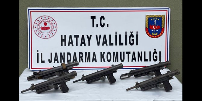Asi Nehri kenarında, çuvalda 5 tabanca bulundu