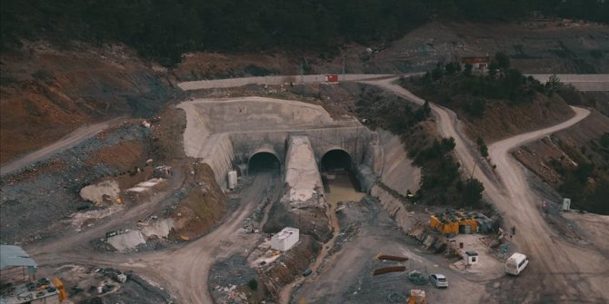 Demirkapı Tüneli'nde yarın ışık görünecek
