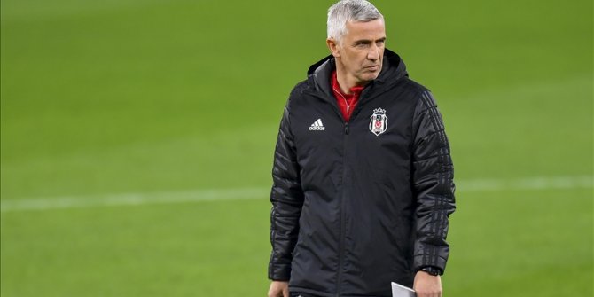 Beşiktaş'ta Önder Karaveli ile 3 oyuncunun Kovid-19 testi pozitif çıktı