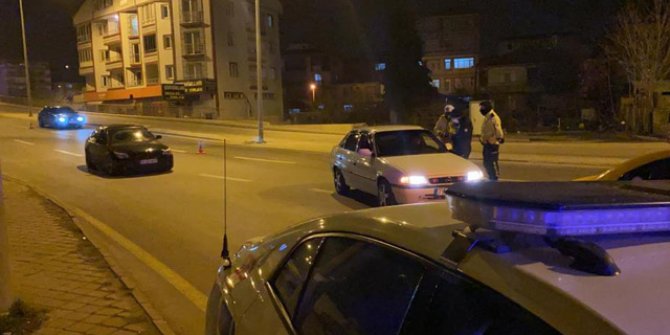 Kırıkkale'de polisin durdurduğu otomobilde uyuşturucu madde ele geçirildi