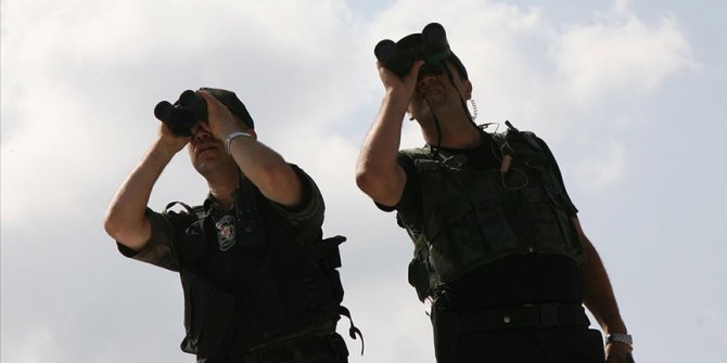 Polisin ikna çalışması sonucu PKK'lı terörist güvenlik güçlerine teslim oldu