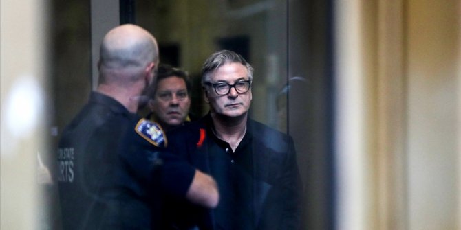 Aktör Baldwin, hakkındaki soruşturmada iş birliği yapmadığı iddiasını yalanladı