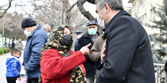 Esnafla istişarelerini sürdürüyor