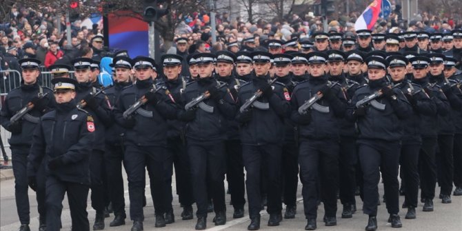 Bosna Hersek'te yasa dışı 'Sırp Cumhuriyeti Günü' kutlaması provokasyonu artırdı