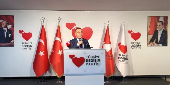 Aziz Murat Hatipağaoğlu kimdir?