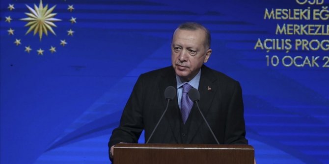 Cumhurbaşkanı Erdoğan: Yıl sonuna kadar 1 milyon gencimizin istihdamlarını sağlamayı hedefliyoruz