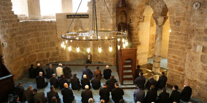 7 medeniyetin izini taşıyan camide 126 sonra yıl ilk namaz 