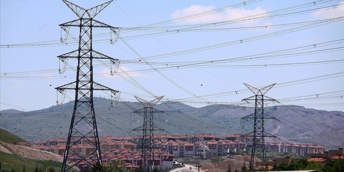 Türkiye'de elektrik tüketimi geçen yıl yüzde 12 arttı