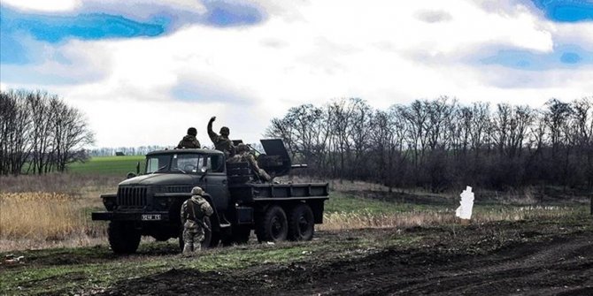 Donbas'ta Rusya yanlısı ayrılıkçıların saldırısında bir Ukrayna askeri öldü