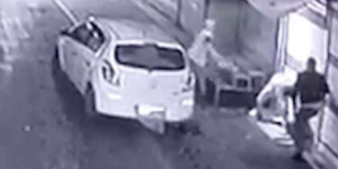 Plakasını gizledikleri araçla hırsızlık yapmaya kalkışan 4 şüpheli yakalandı