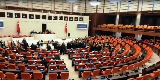 TBMM Genel Kurulu'nda gerginlik