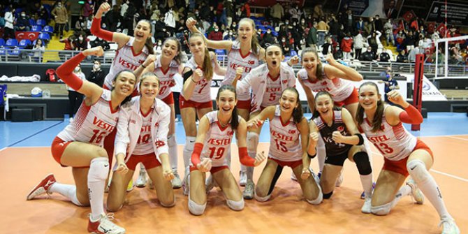 U17 Kız Voleybol Milli Takımı, Avrupa Şampiyonası Elemeleri’ne galibiyetle başladı