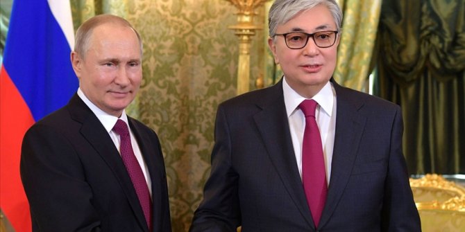 Putin, Tokayaev ile Kazakistan’daki durumu görüştü