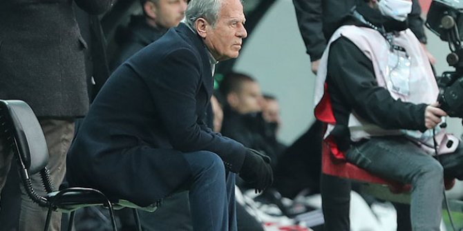 Altay'da Mustafa Denizli görevinden ayrıldı