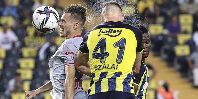 Fenerbahçe, Süper Lig'de yarın Antalyaspor'a konuk olacak