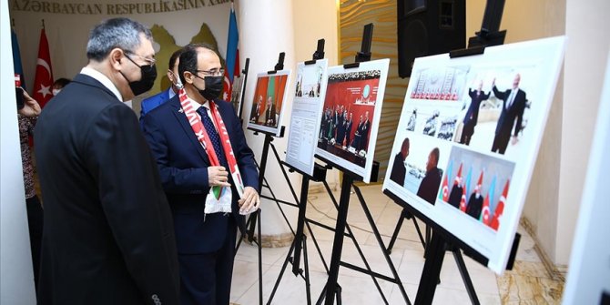 Bakü'de Türkiye-Azerbaycan diplomatik ilişkilerinin 30. yılı dolayısıyla sergi açıldı